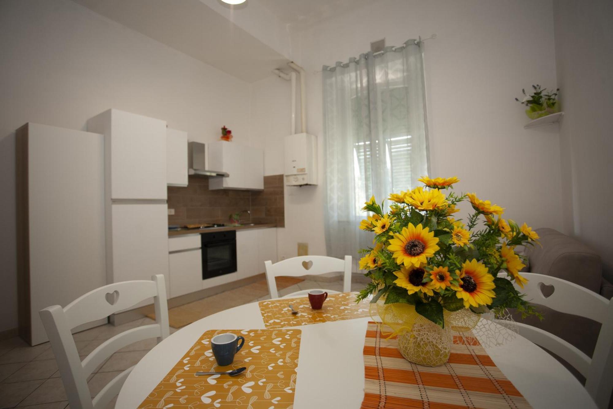 Ferienwohnung Casa Dea Livorno Exterior foto